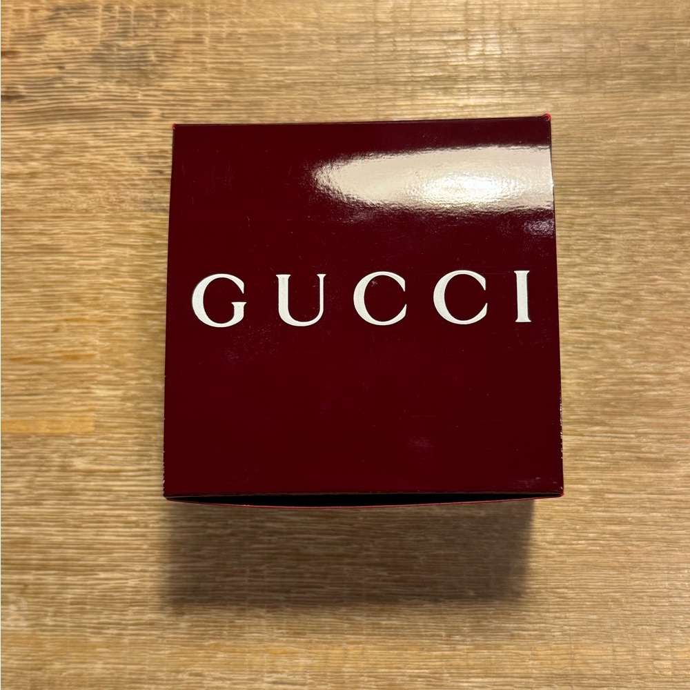 Gucci small Box